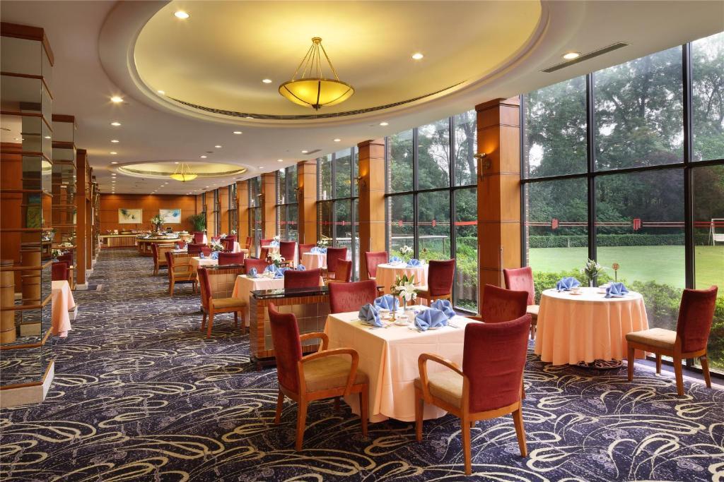 Cypress Hotel Jin Jiang Шанхай Екстериор снимка