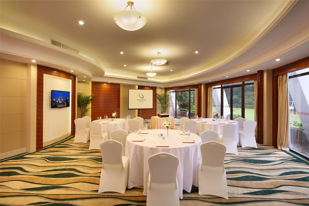 Cypress Hotel Jin Jiang Шанхай Екстериор снимка