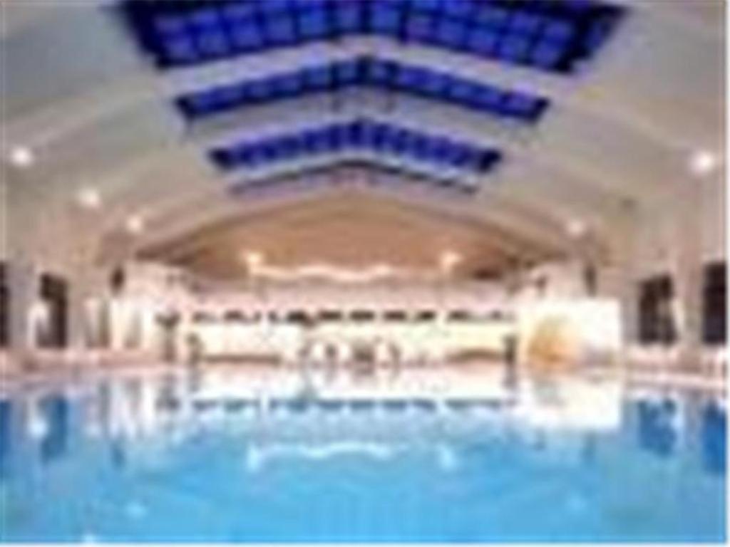 Cypress Hotel Jin Jiang Шанхай Екстериор снимка