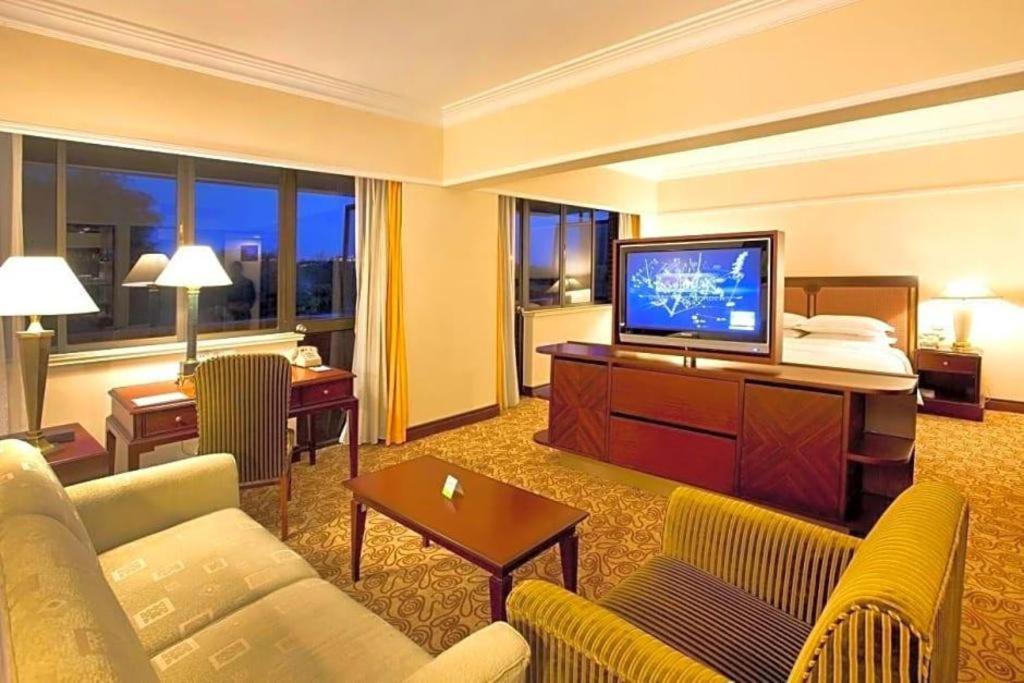Cypress Hotel Jin Jiang Шанхай Екстериор снимка