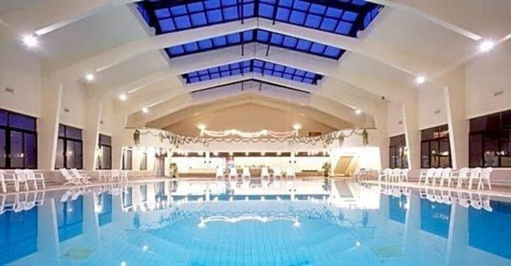 Cypress Hotel Jin Jiang Шанхай Екстериор снимка