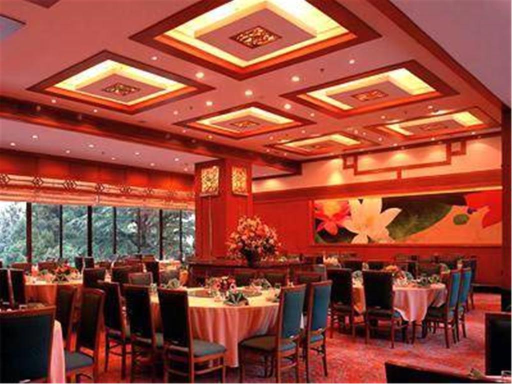 Cypress Hotel Jin Jiang Шанхай Екстериор снимка